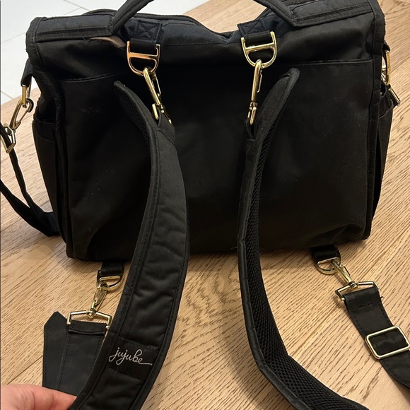 JUJUBE BFF DIAPER BAG IN BLACK (Ju-ju-be) - Picture 5 of 5